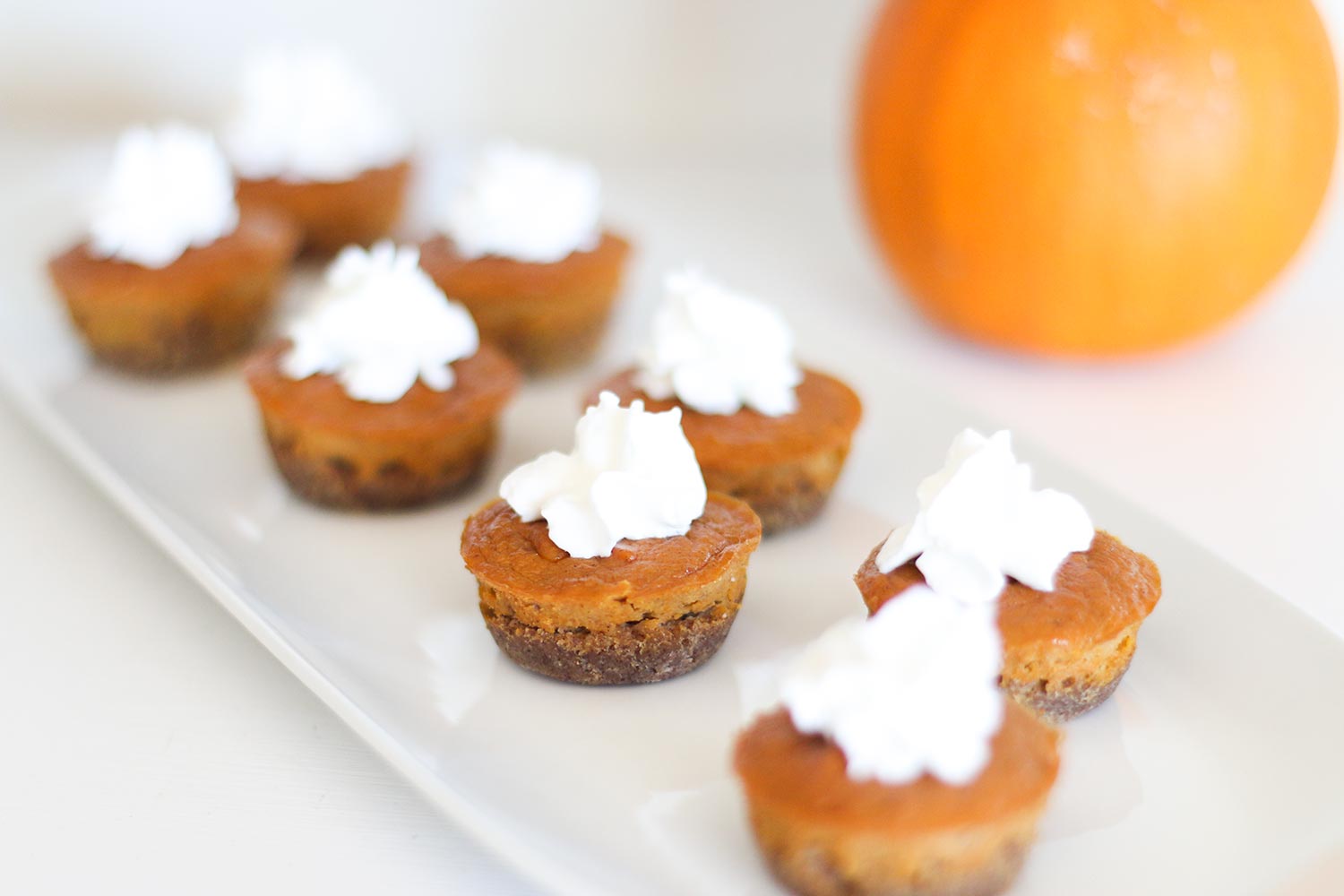 pumpkin-pie-bites